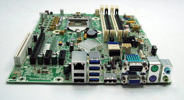 Board Hp Pro 6300 Parte 656961 001 Ref CLHP6300 BOGOTA COMPULAPTOP 3